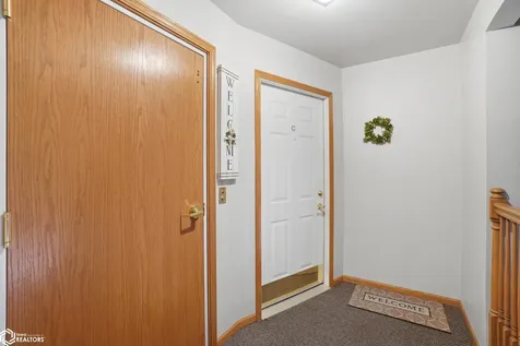 1404 Orchard Meadow Drive Burlington IA 52601