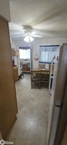 65 13 Avenue W Albia IA 52531-2668