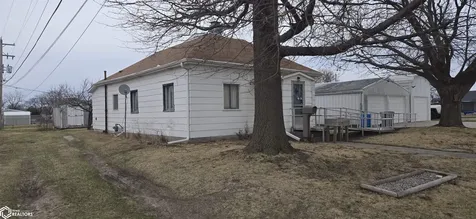 65 13 Avenue W Albia IA 52531-2668