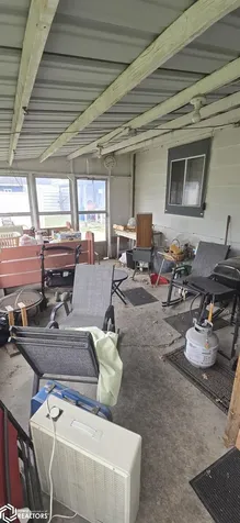 65 13 Avenue W Albia IA 52531-2668
