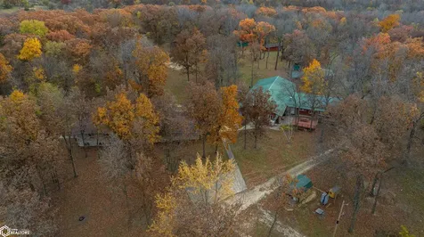 439 Delta Avenue Mechanicsville IA 52306