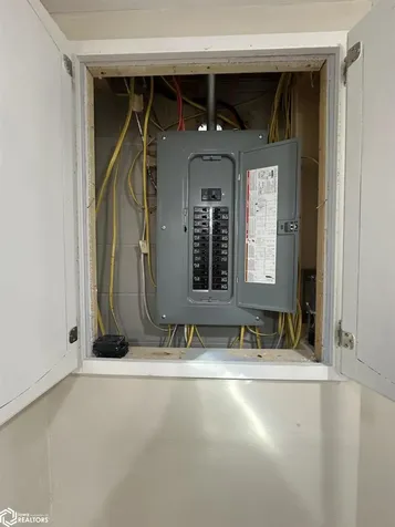 1316 Siloam Iowa Falls IA 50126