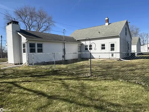 1316 Siloam Iowa Falls IA 50126