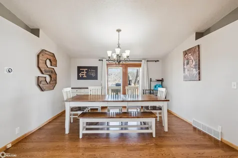 120 Lakeview Drive Montezuma IA 50171