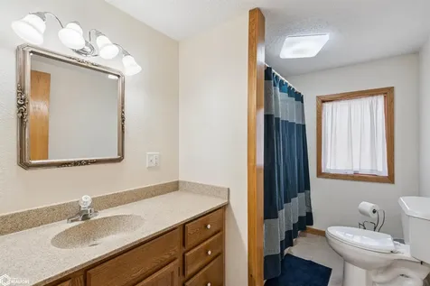 120 Lakeview Drive Montezuma IA 50171