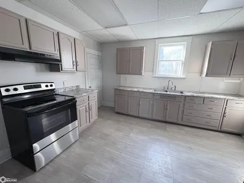 815 W 4th Street Ottumwa IA 52501