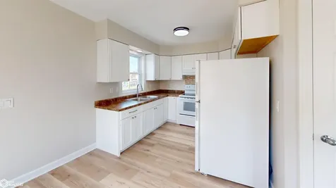 1105 W Adams Avenue Fairfield IA 52556