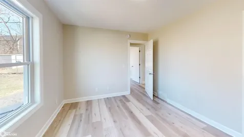 1105 W Adams Avenue Fairfield IA 52556