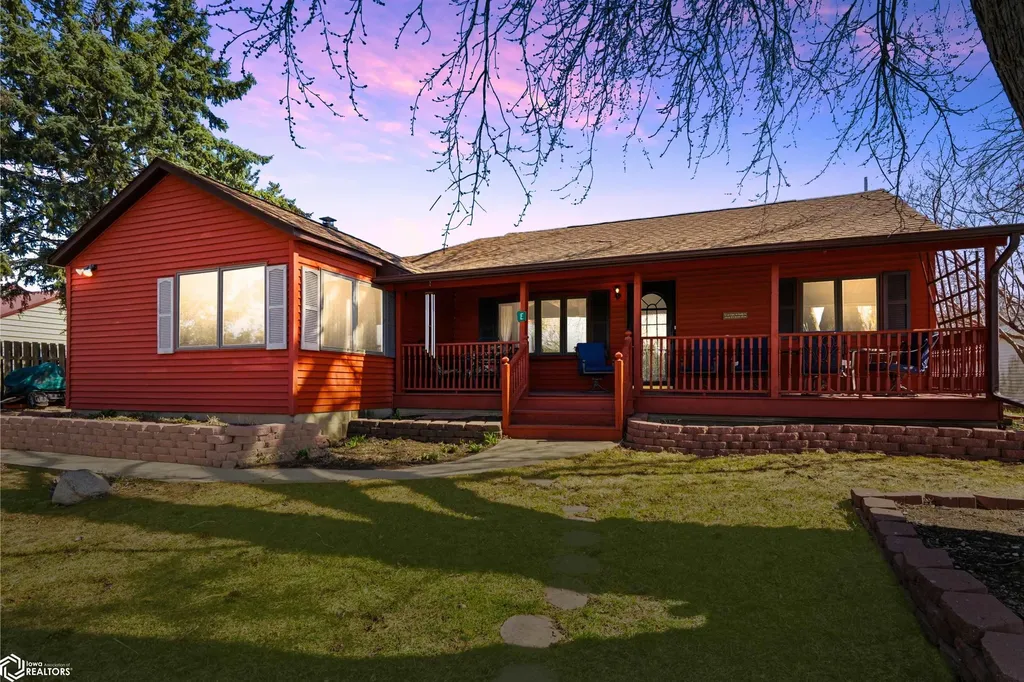 2745 Pickering Drive Marshalltown IA 50158