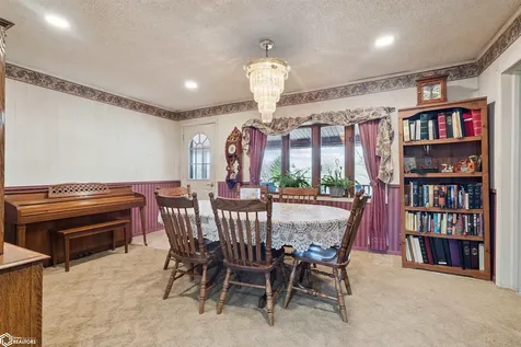 2745 Pickering Drive Marshalltown IA 50158