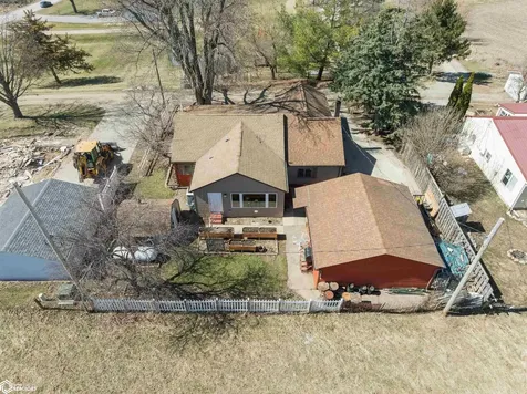 2745 Pickering Drive Marshalltown IA 50158
