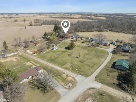 2745 Pickering Drive Marshalltown IA 50158