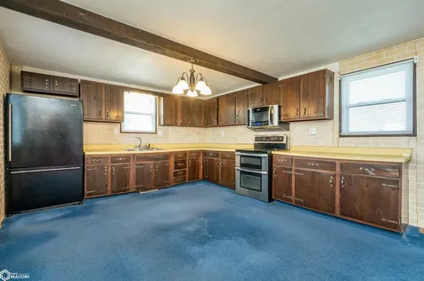 508 Williams Street Brooklyn IA 52211