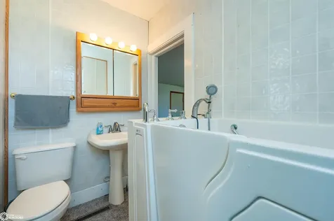 508 Williams Street Brooklyn IA 52211