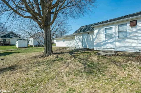 508 Williams Street Brooklyn IA 52211
