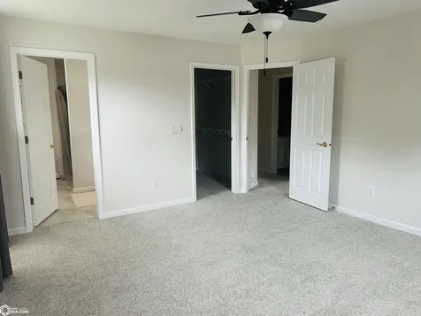 1404 Orchard Meadow Drive Burlington IA 52601