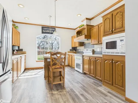 2461 Carbide Lane Keokuk IA 52632