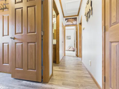 2461 Carbide Lane Keokuk IA 52632