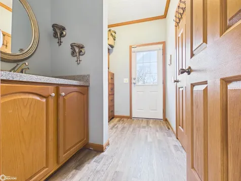 2461 Carbide Lane Keokuk IA 52632
