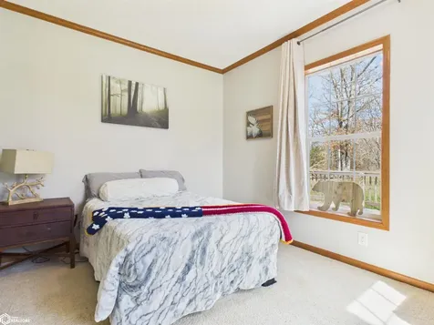 2461 Carbide Lane Keokuk IA 52632