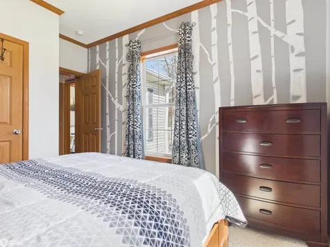 2461 Carbide Lane Keokuk IA 52632