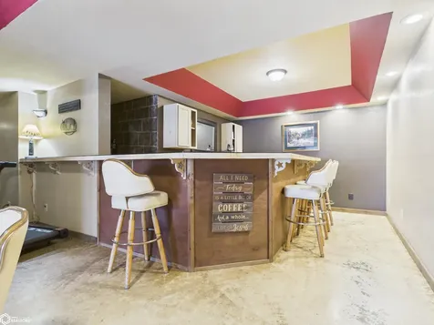 2461 Carbide Lane Keokuk IA 52632