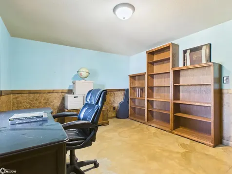 2461 Carbide Lane Keokuk IA 52632