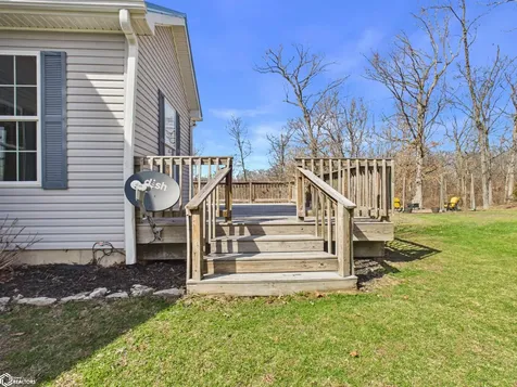 2461 Carbide Lane Keokuk IA 52632