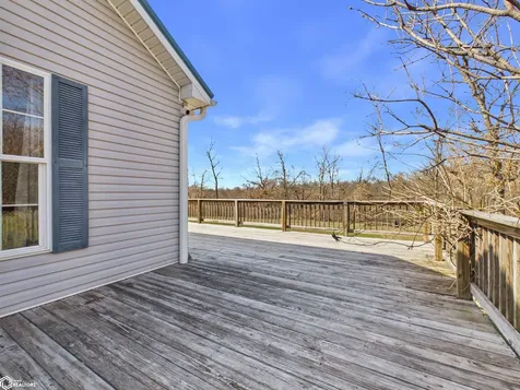 2461 Carbide Lane Keokuk IA 52632