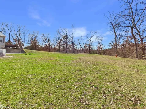 2461 Carbide Lane Keokuk IA 52632