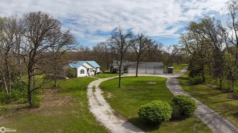 2461 Carbide Lane Keokuk IA 52632
