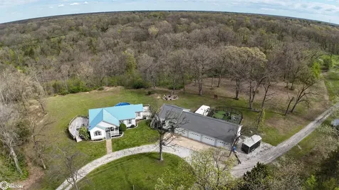 2461 Carbide Lane Keokuk IA 52632
