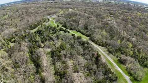 2461 Carbide Lane Keokuk IA 52632
