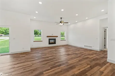 2320 Heritage Lane Iowa Falls IA 50126
