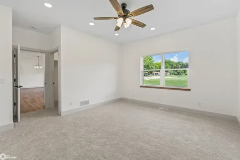 2320 Heritage Lane Iowa Falls IA 50126