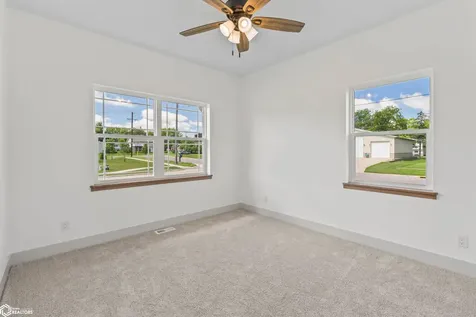 2320 Heritage Lane Iowa Falls IA 50126