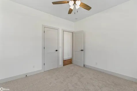 2320 Heritage Lane Iowa Falls IA 50126