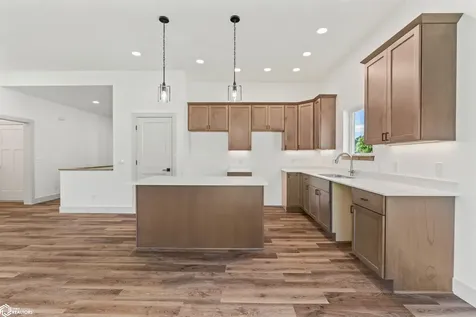 2320 Heritage Lane Iowa Falls IA 50126