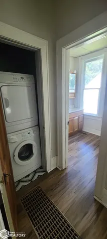 302 K Avenue Oskaloosa IA 52577