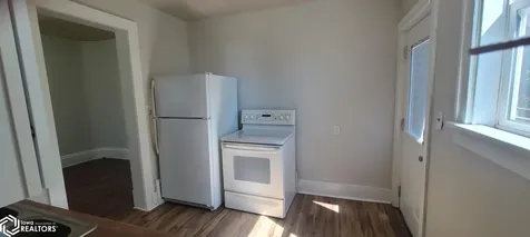 302 K Avenue Oskaloosa IA 52577