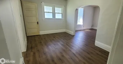 302 K Avenue Oskaloosa IA 52577