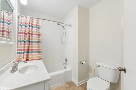 612 Central Avenue E Clarion IA 50525