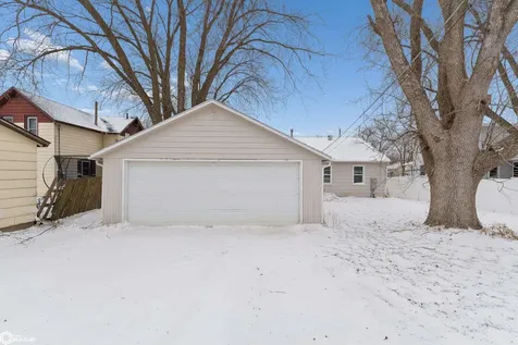 612 Central Avenue E Clarion IA 50525