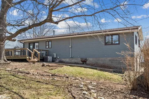 203 E Ogden Street Montezuma IA 50171
