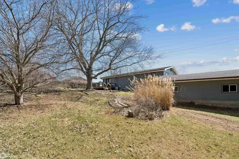 203 E Ogden Street Montezuma IA 50171