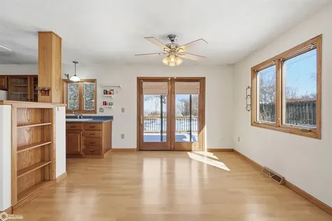 203 E Ogden Street Montezuma IA 50171