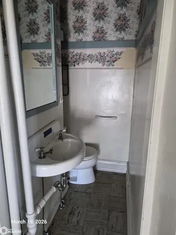 121 Vogel Avenue Ottumwa IA 52501