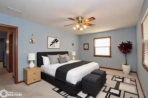 201 N Chestnut Winfield IA 52659