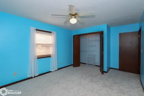 201 N Chestnut Winfield IA 52659