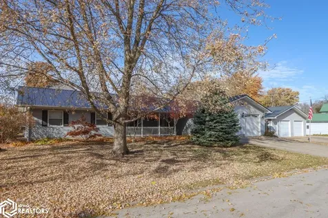 201 N Chestnut Winfield IA 52659